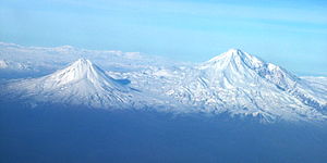 300px-Agry(ararat)_view_from_plane_under_naxcivan_sharur.jpg