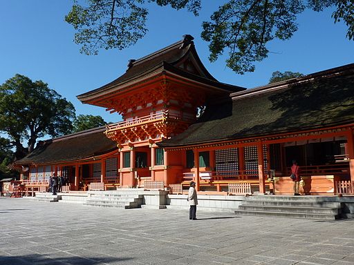 Usa_Shrine_Nanchu_Romon.JPG